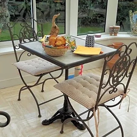 Le Suiss - Santorin Bed & Breakfast 3*